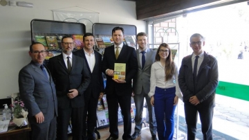 Lançamento de livro sobre Direito Agrário